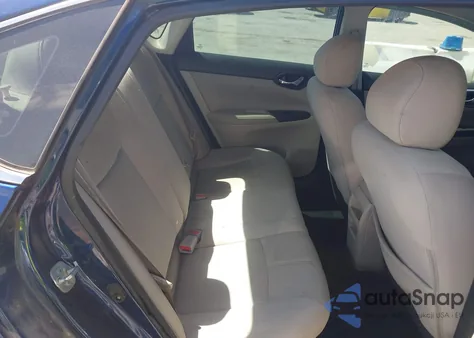 2017 Nissan Sentra S z USA, uszkodzony, nr VIN 3N1AB7AP3HY291617